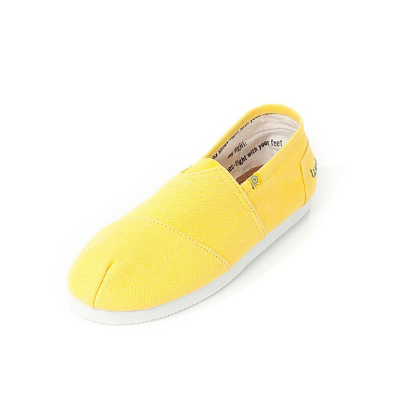 NWT. Womens Lucha Alpargata Shoes Yellow - Picture 3 of 8